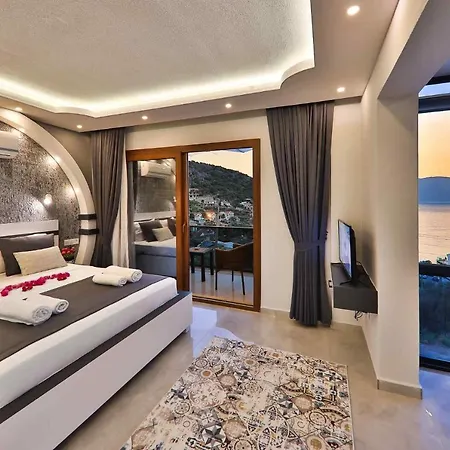 Essiz Manzarali Rainbow Villa