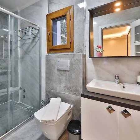 Villa Essiz Manzarali Rainbow Kaş