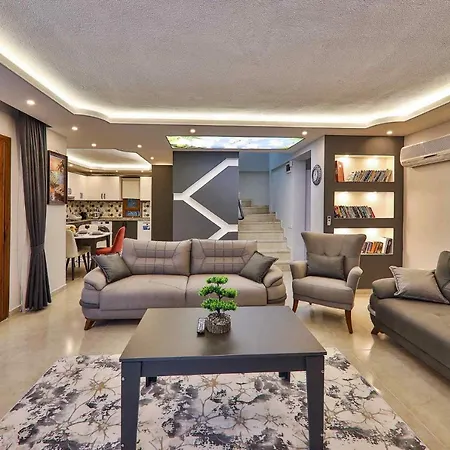 Essiz Manzarali Rainbow Villa Kaş