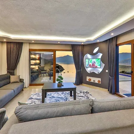 Essiz Manzarali Rainbow Kaş