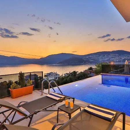 Essiz Manzarali Rainbow * Kaş